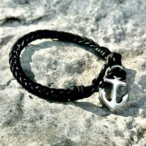 Retired James Avery black braided leatheranchor bracelet. With wooden box.